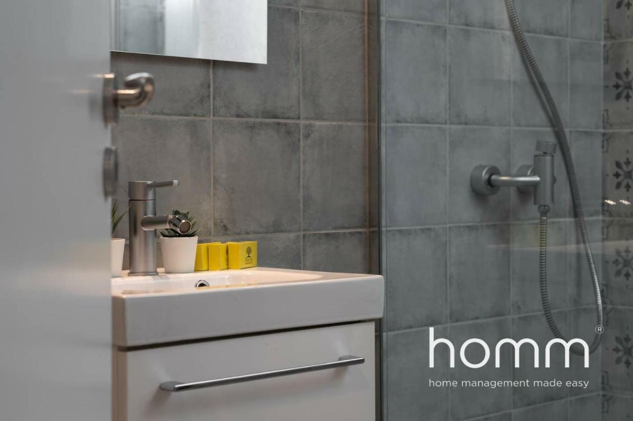 Nemeseos 1St Floor Homm Apartment With Roof Garden And Wading Pool Atenas Exterior foto